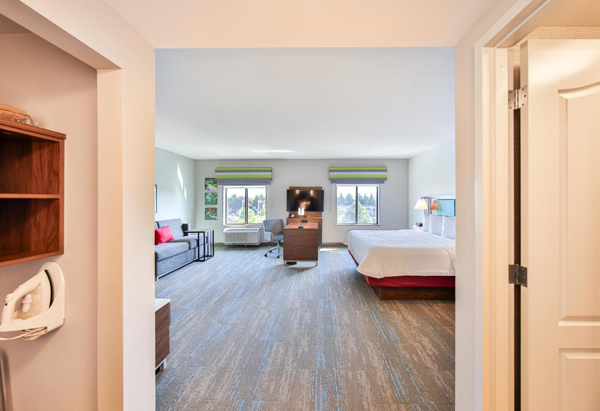 Hampton Inn & Suites By Hilton Seattle/Kent Bagian luar foto