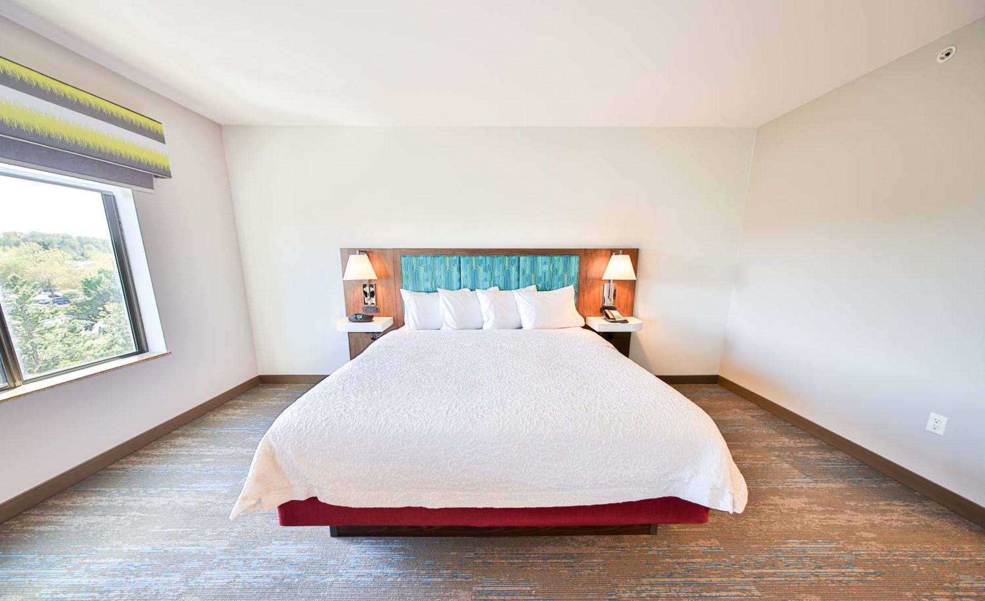 Hampton Inn & Suites By Hilton Seattle/Kent Bagian luar foto