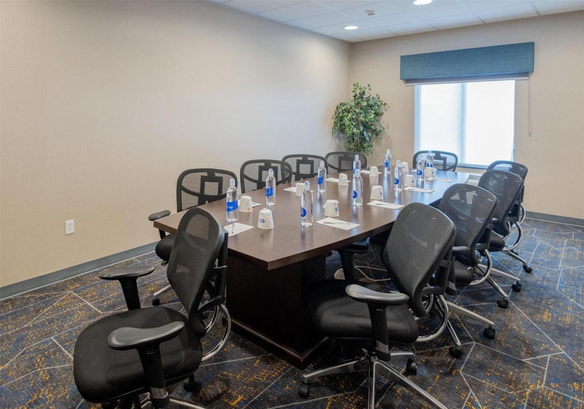Hampton Inn & Suites By Hilton Seattle/Kent Bagian luar foto